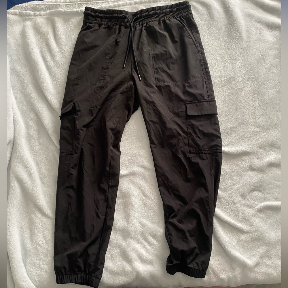 Old navy dry fit joggers. Size M. Black